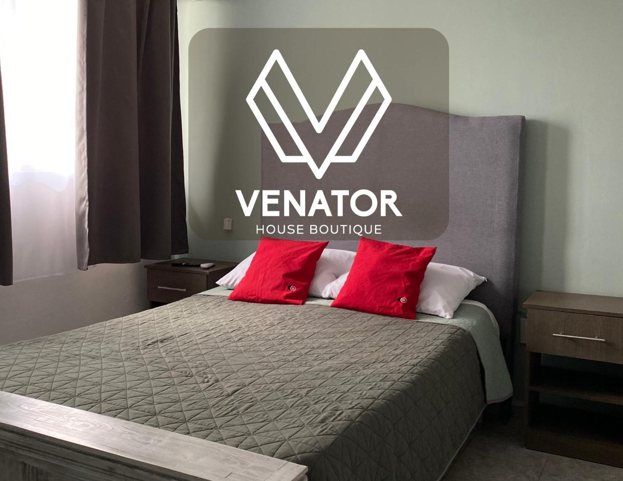 레온 6 Venator House Boutique 아파트 호텔 외부 사진
